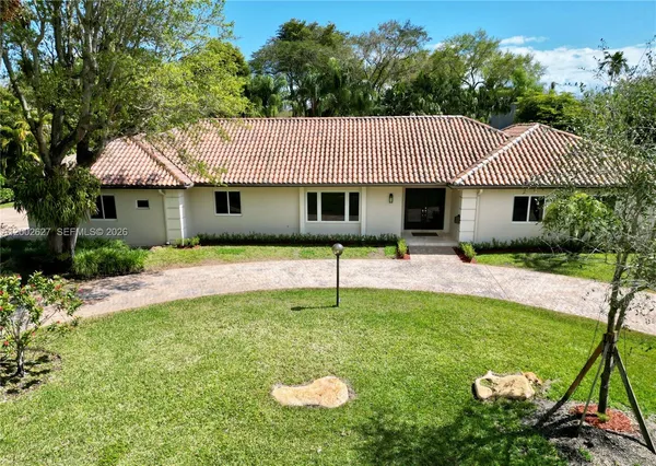 $13,500 | 11401 Southwest 67th Avenue, Pinecrest, FL 33156