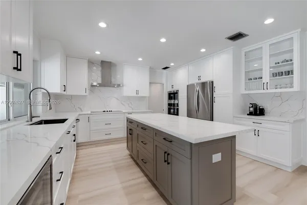 $13,500 | 11401 Southwest 67th Avenue, Pinecrest, FL 33156