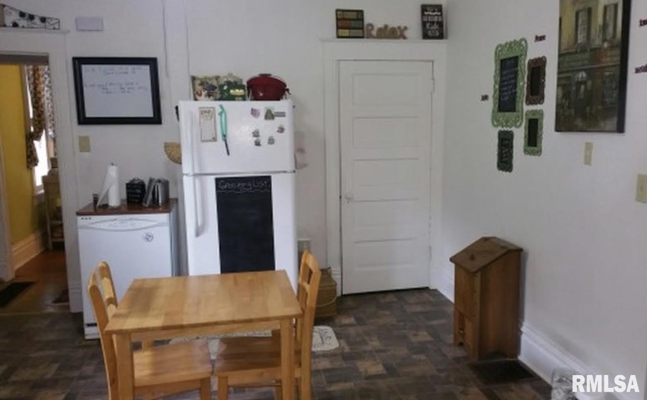 1517 South State Street Springfield, IL 62704 - Photo 5 of 6