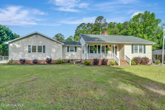 $299,900 | 115 Creek Run Road, Rockingham, NC 28379