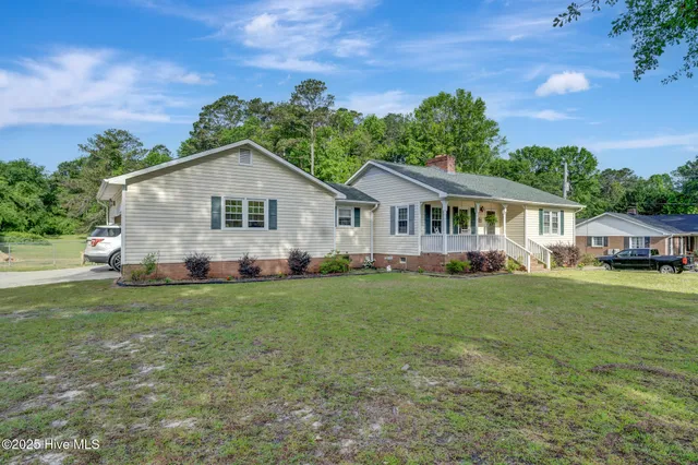 $299,900 | 115 Creek Run Road, Rockingham, NC 28379