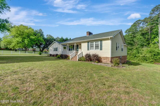 $299,900 | 115 Creek Run Road, Rockingham, NC 28379