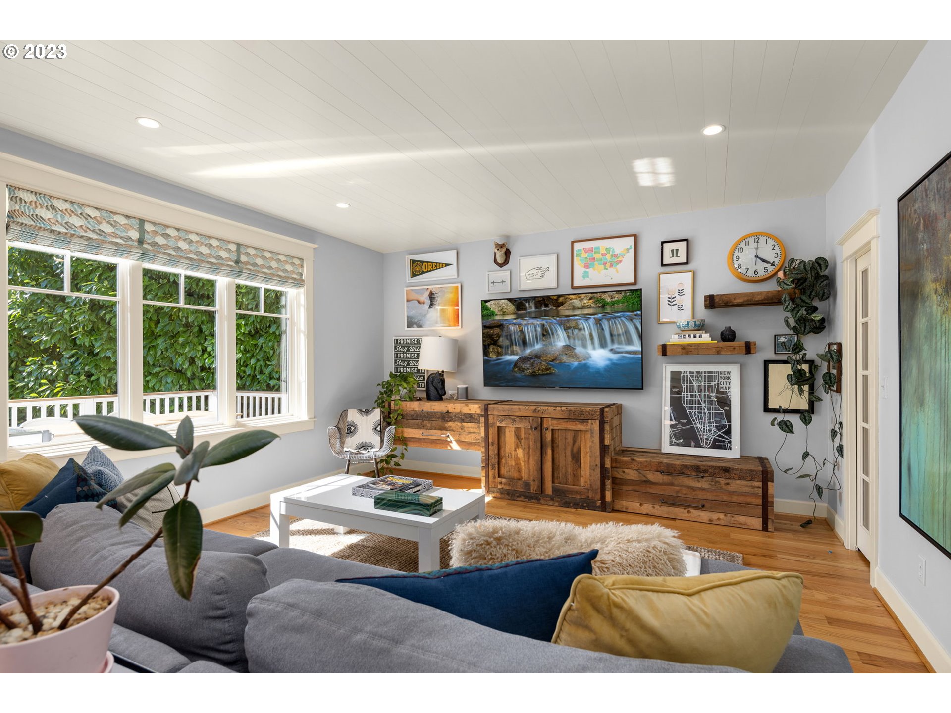 3375 Southwest Ridgewood Avenue Portland, OR 97225 - Photo 14 of 48 Gallery Image 14