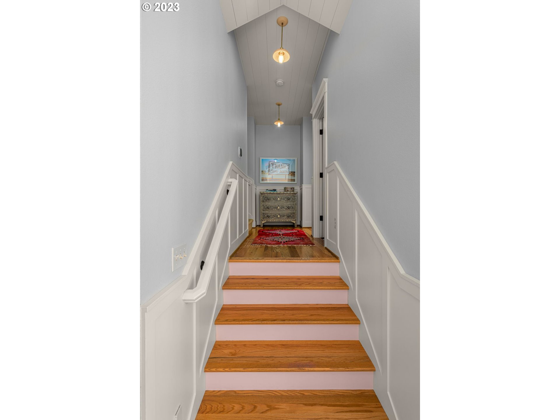 3375 Southwest Ridgewood Avenue Portland, OR 97225 - Photo 21 of 48 Gallery Image 21