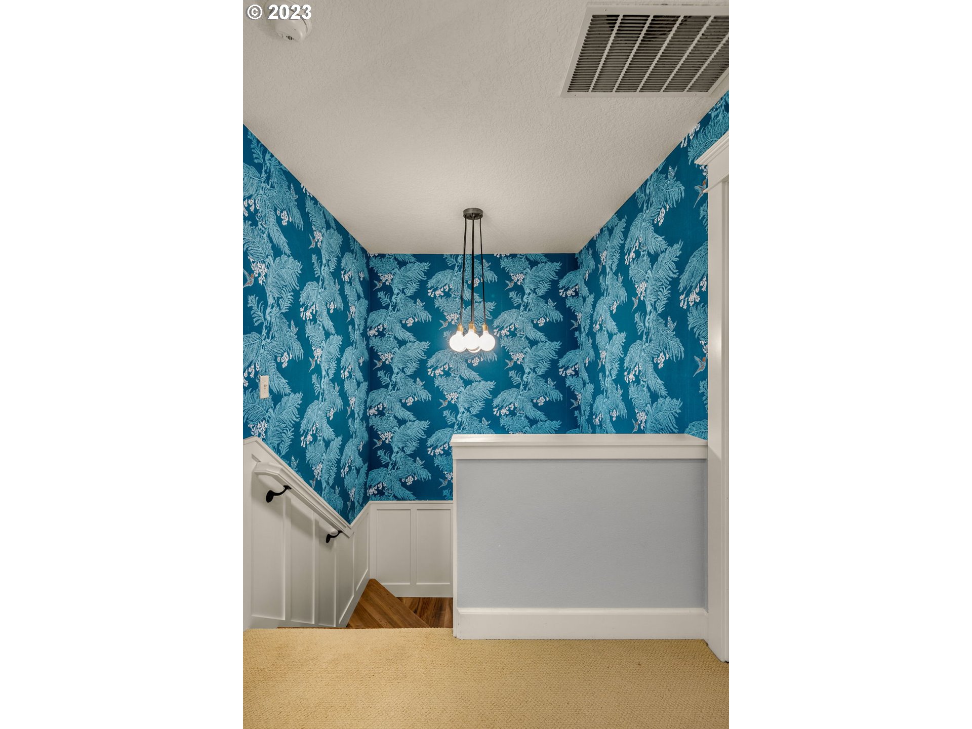 3375 Southwest Ridgewood Avenue Portland, OR 97225 - Photo 31 of 48 Gallery Image 31