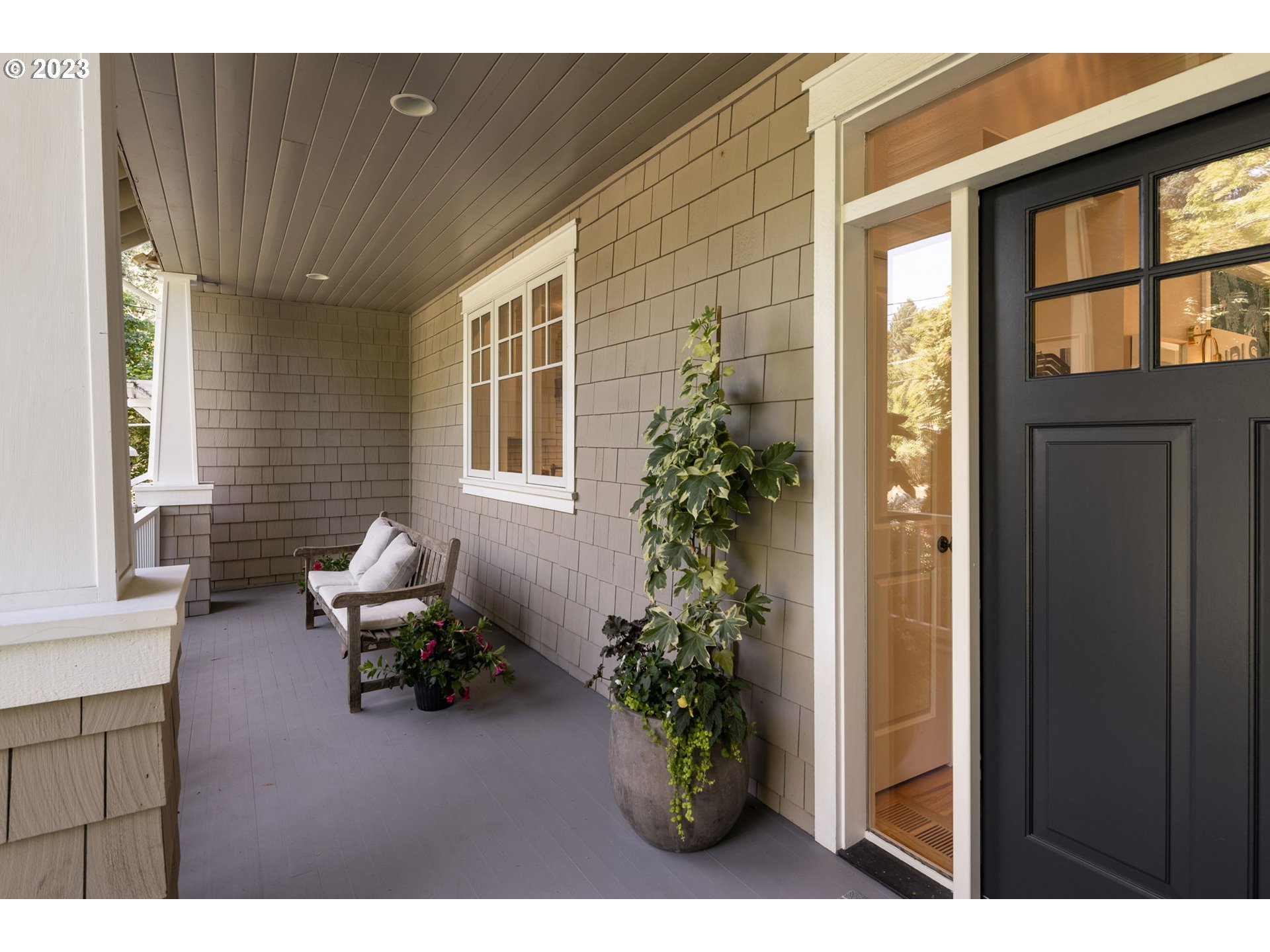 3375 Southwest Ridgewood Avenue Portland, OR 97225 - Photo 6 of 48 Gallery Image 6