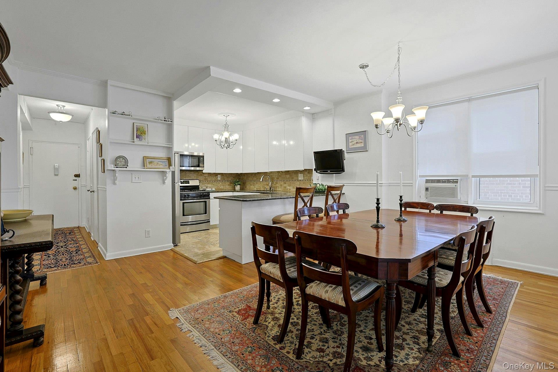 1255 North Avenue, Unit B4J New Rochelle, NY 10804 - Photo 3 of 20
