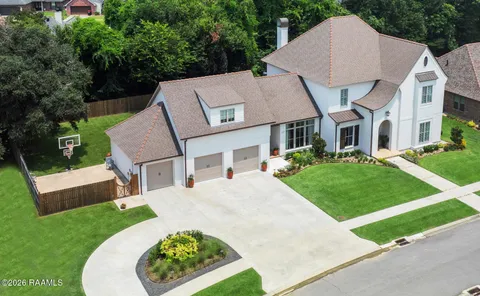 $1,175,000 | 107 Pondside Drive, Lafayette, LA 70503
