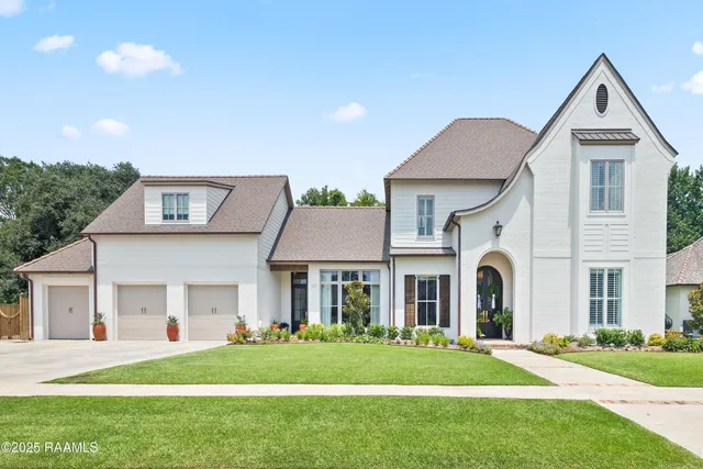 $1,200,000 | 107 Pondside Drive, Lafayette, LA 70503