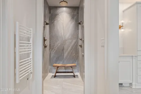 $1,200,000 | 107 Pondside Drive, Lafayette, LA 70503