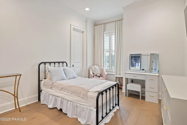 $1,200,000 | 107 Pondside Drive, Lafayette, LA 70503