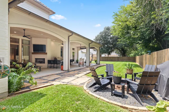 $1,200,000 | 107 Pondside Drive, Lafayette, LA 70503