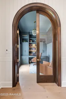 $1,200,000 | 107 Pondside Drive, Lafayette, LA 70503