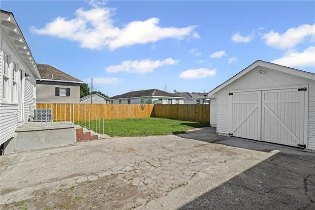 $389,900 | 918 11th Street, Gretna, LA 70053