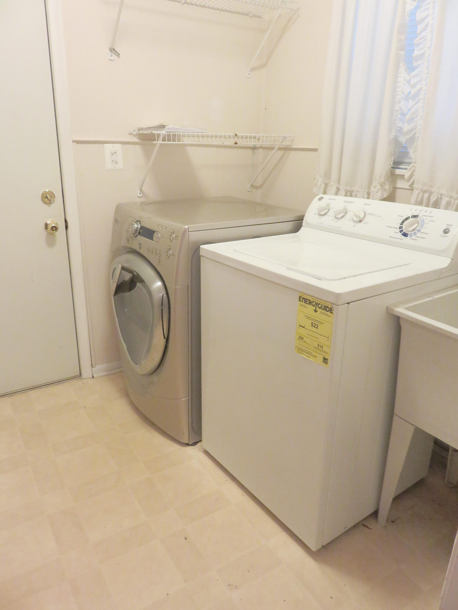 540 Old Perch Road Rochester Hills, MI 48309 - Photo 24 of 30 24 First Floor Laundry
