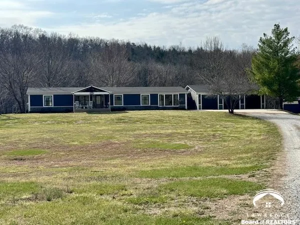 $649,900 | 811 North 900 Road, Lawrence, KS 66047