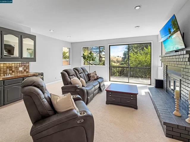 $1,798,000 | 130 Hillcroft Way, Walnut Creek, CA 94597