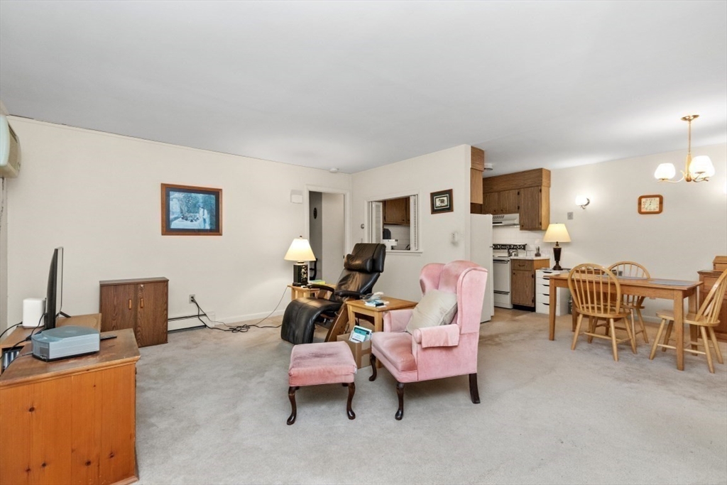 56 Jacqueline Road, Unit 12 Waltham, MA 02452 - Photo 5 of 37 Gallery Image 5