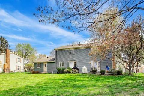 $420,000 | 525 Skyline Drive, Algonquin, IL 60102