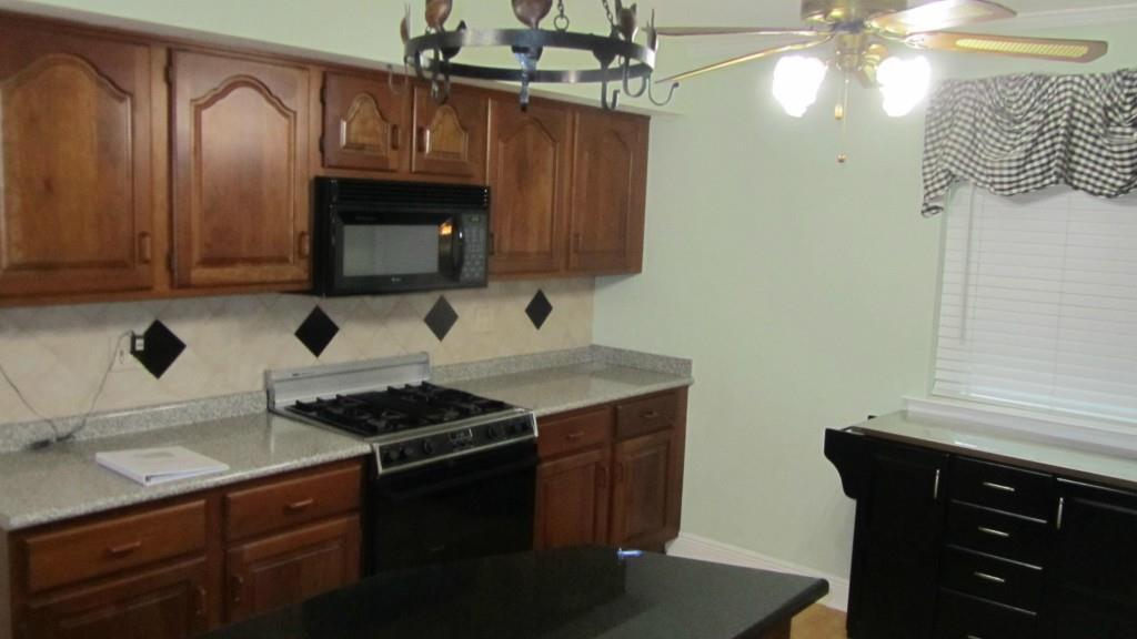 8712 Tanglewild Place River Ridge, LA 70123 - Photo 9 of 25
