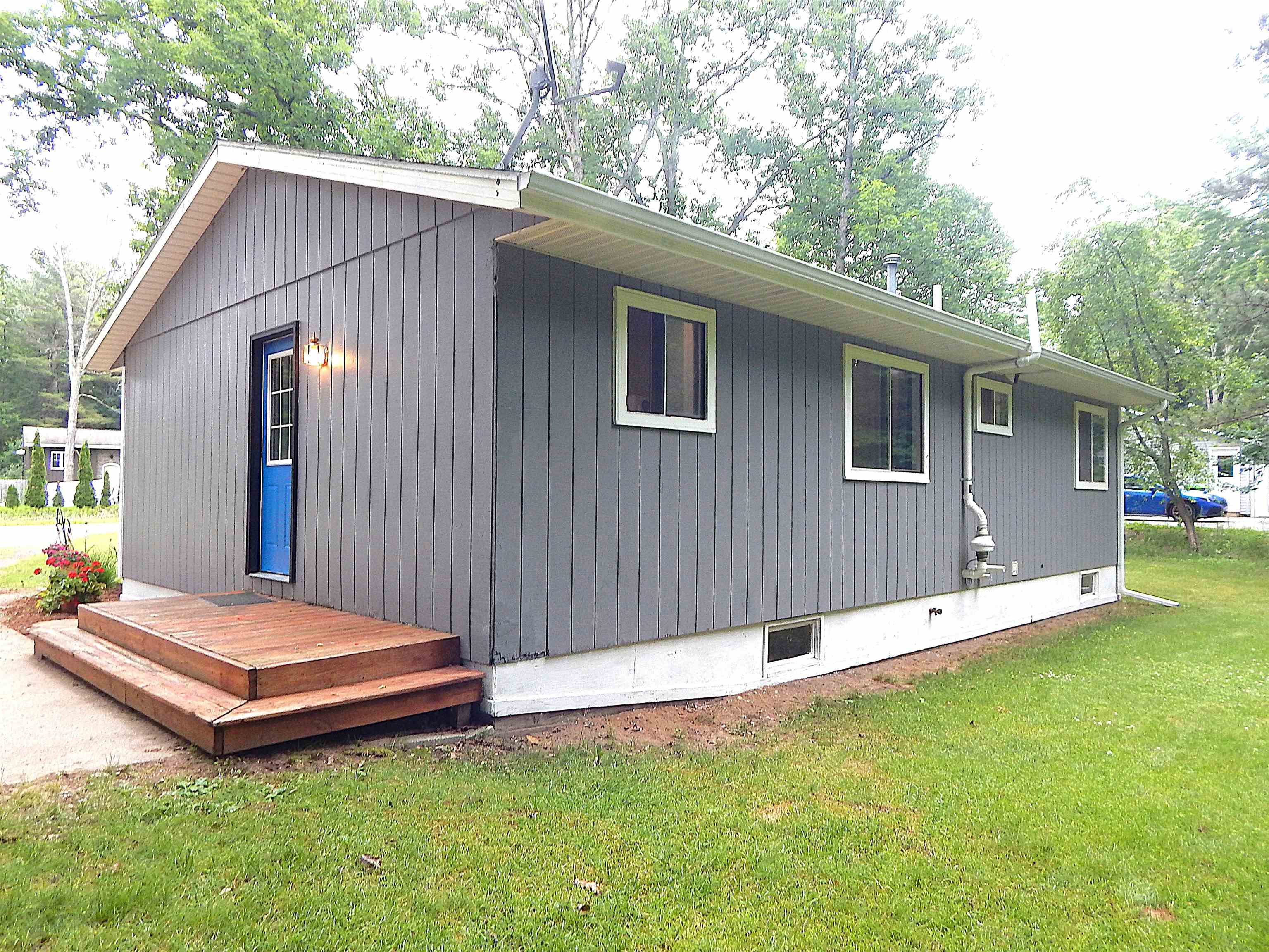 1492 Innwood North Interlochen, MI 49643 - Photo 18 of 19 1947542-f89e4d8b-d993-4eb2-9cfa-490b189dbb37.JPG