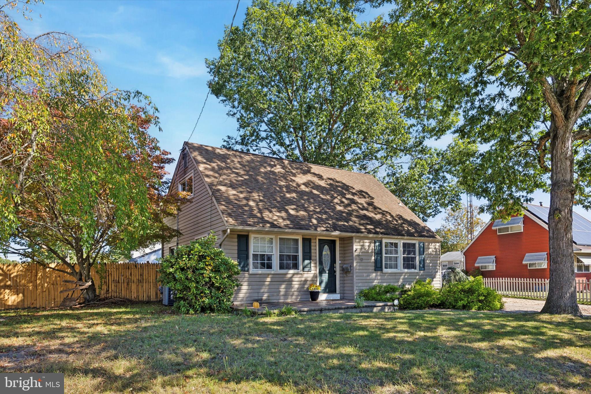 90 Estates Road Pine Hill, NJ 08021 - Photo 2 of 23