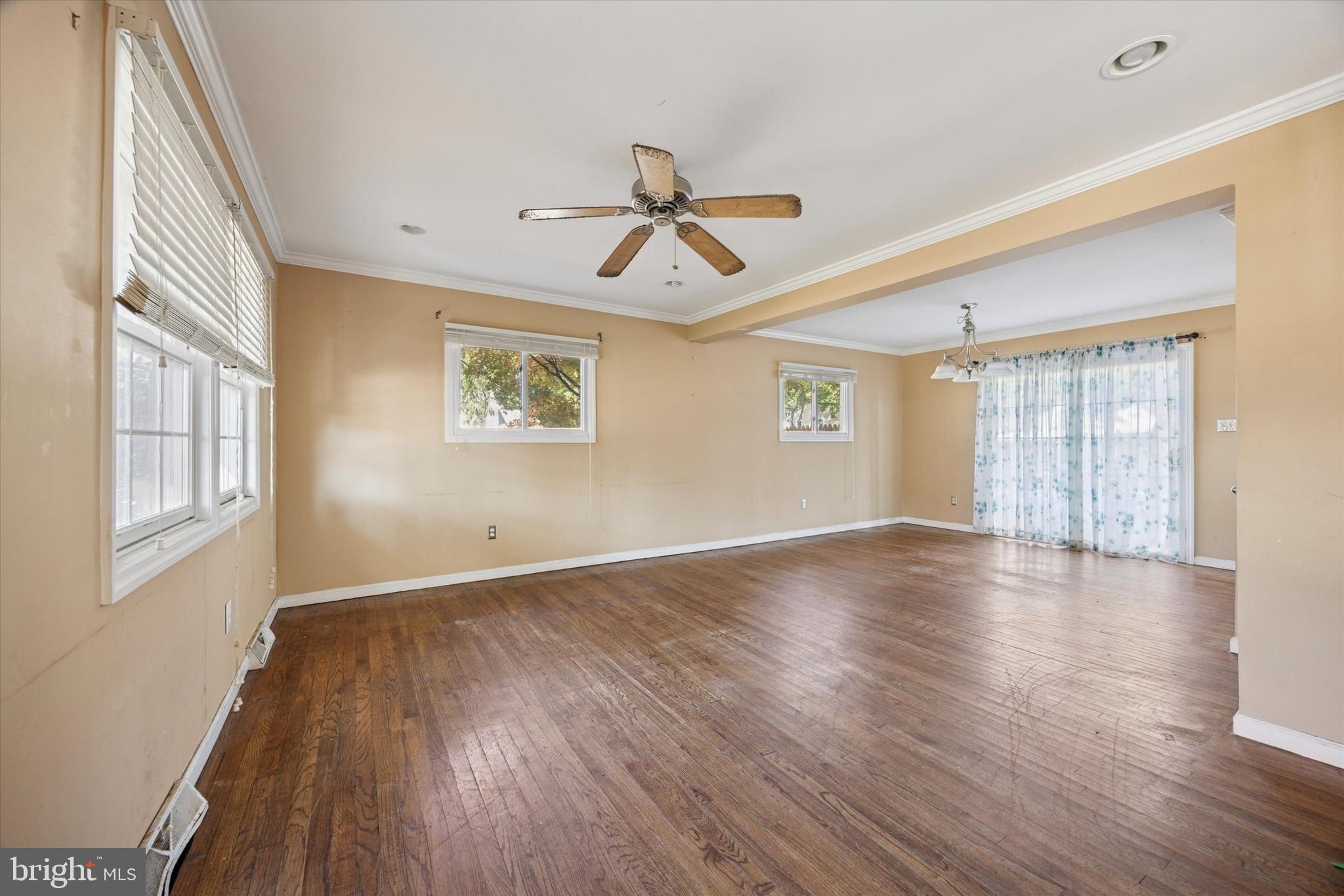 90 Estates Road Pine Hill, NJ 08021 - Photo 5 of 23