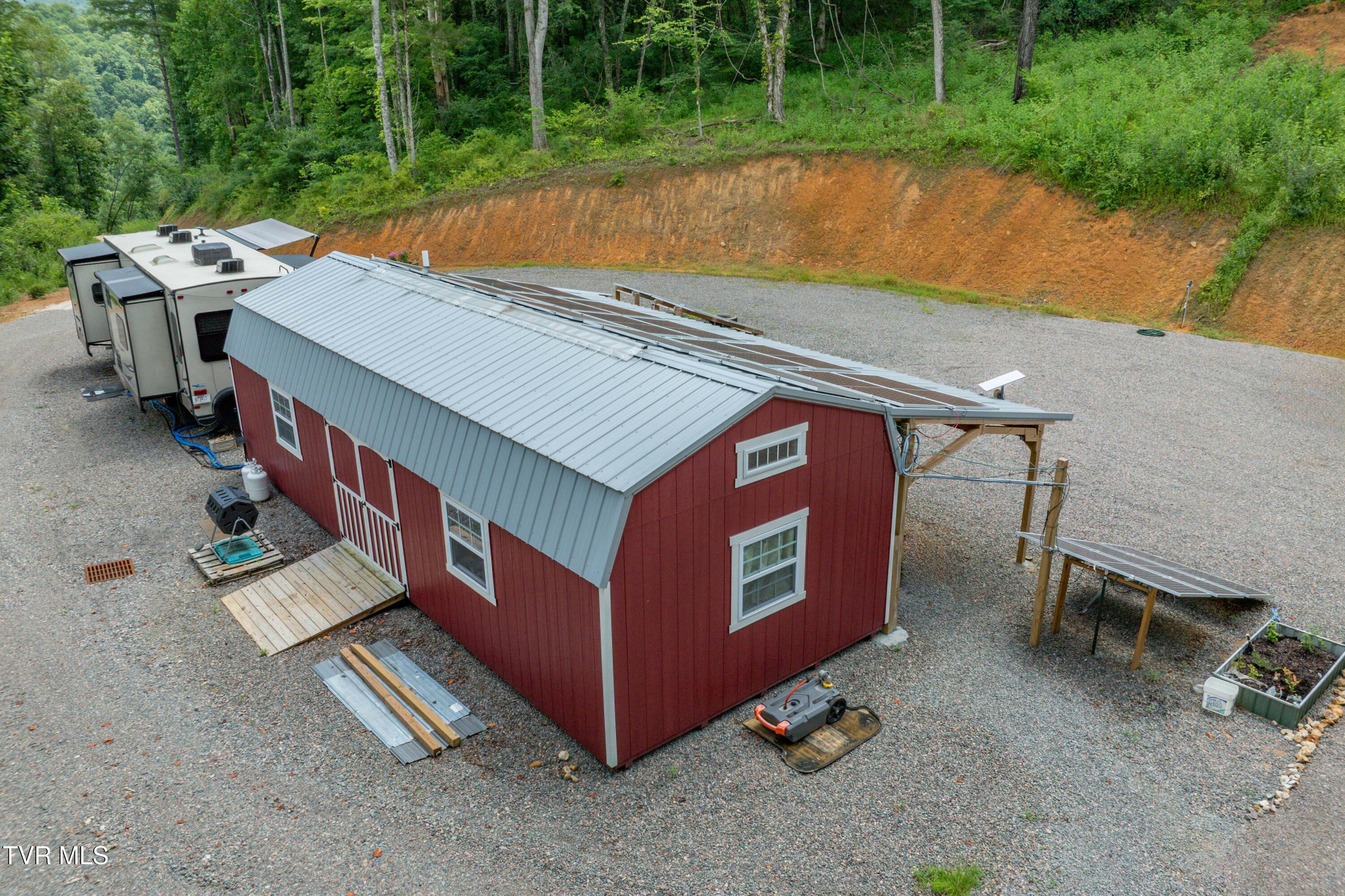 2867 Dry Hill Road Butler, TN 37640 - Photo 19 of 50 2678 Dry Hill Rd (38 of 70)