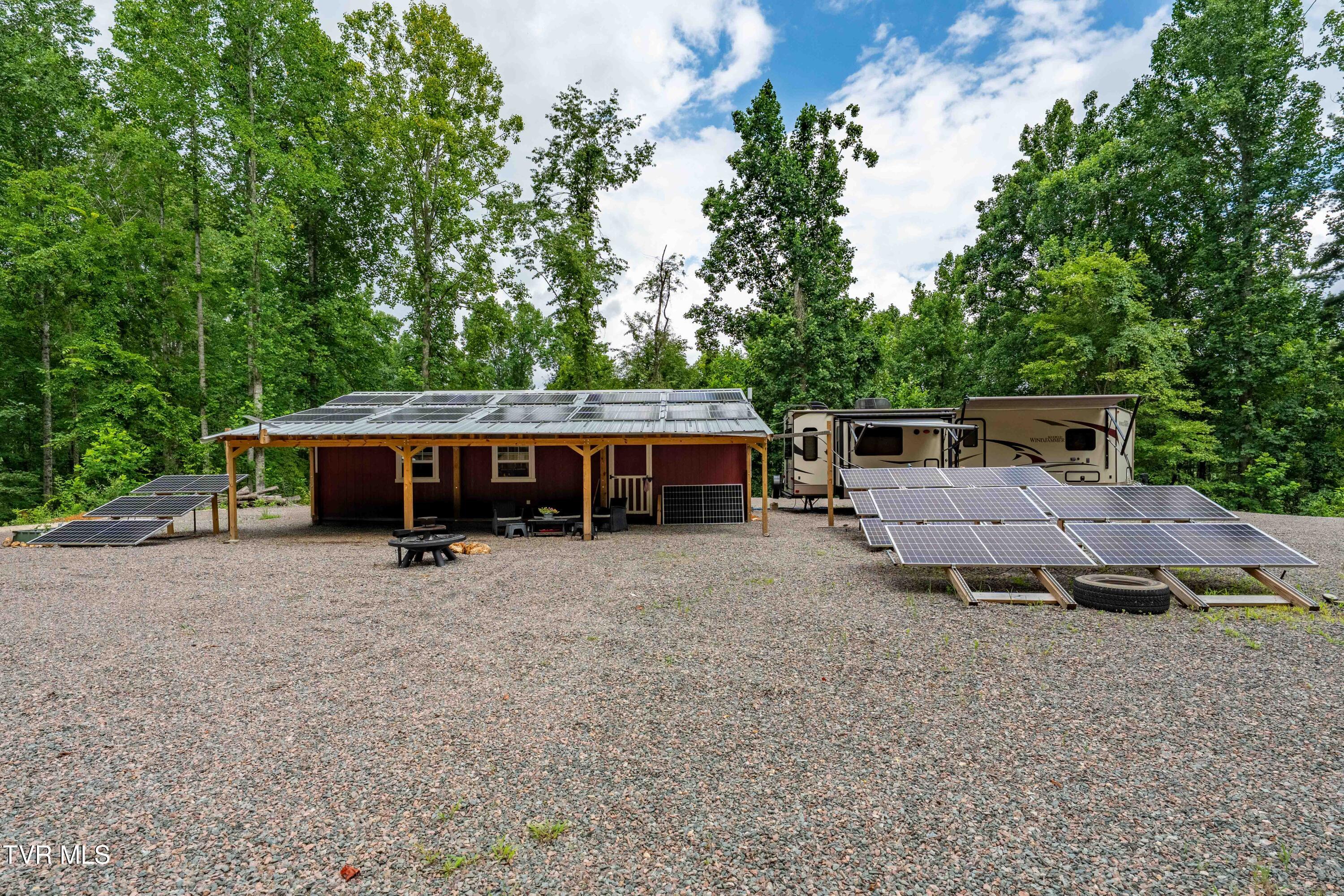 2867 Dry Hill Road Butler, TN 37640 - Photo 26 of 50 2678 Dry Hill Rd (44 of 70)