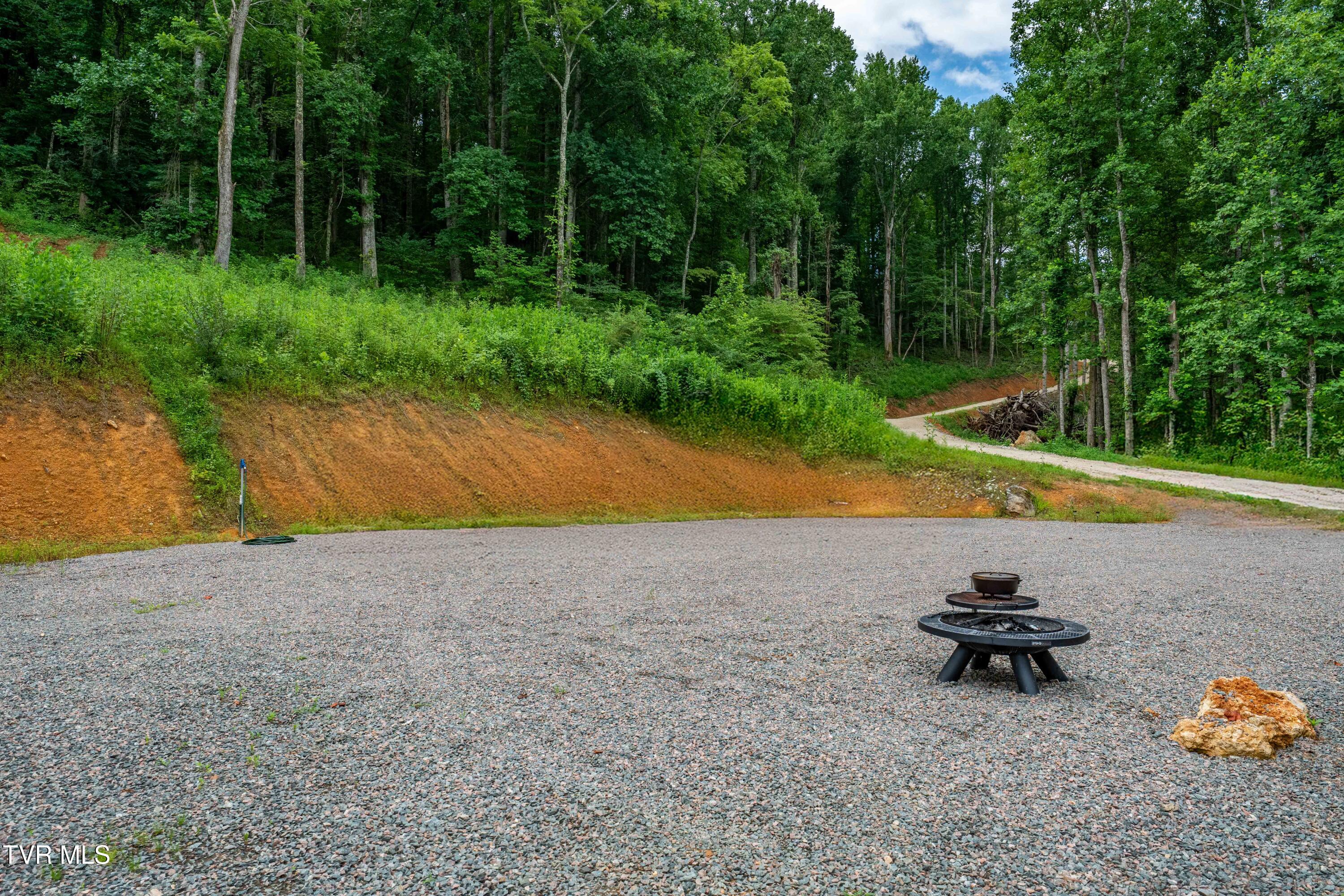 2867 Dry Hill Road Butler, TN 37640 - Photo 31 of 50 2678 Dry Hill Rd (50 of 70)