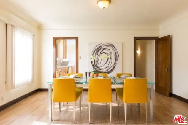 $7,500 | 611 North Beachwood Drive, Los Angeles, CA 90004