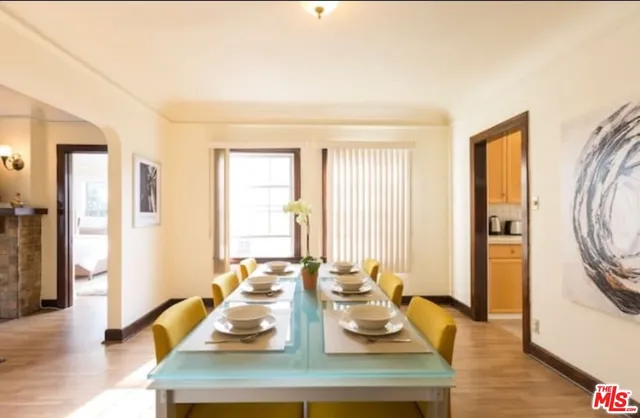 $7,500 | 611 North Beachwood Drive, Los Angeles, CA 90004