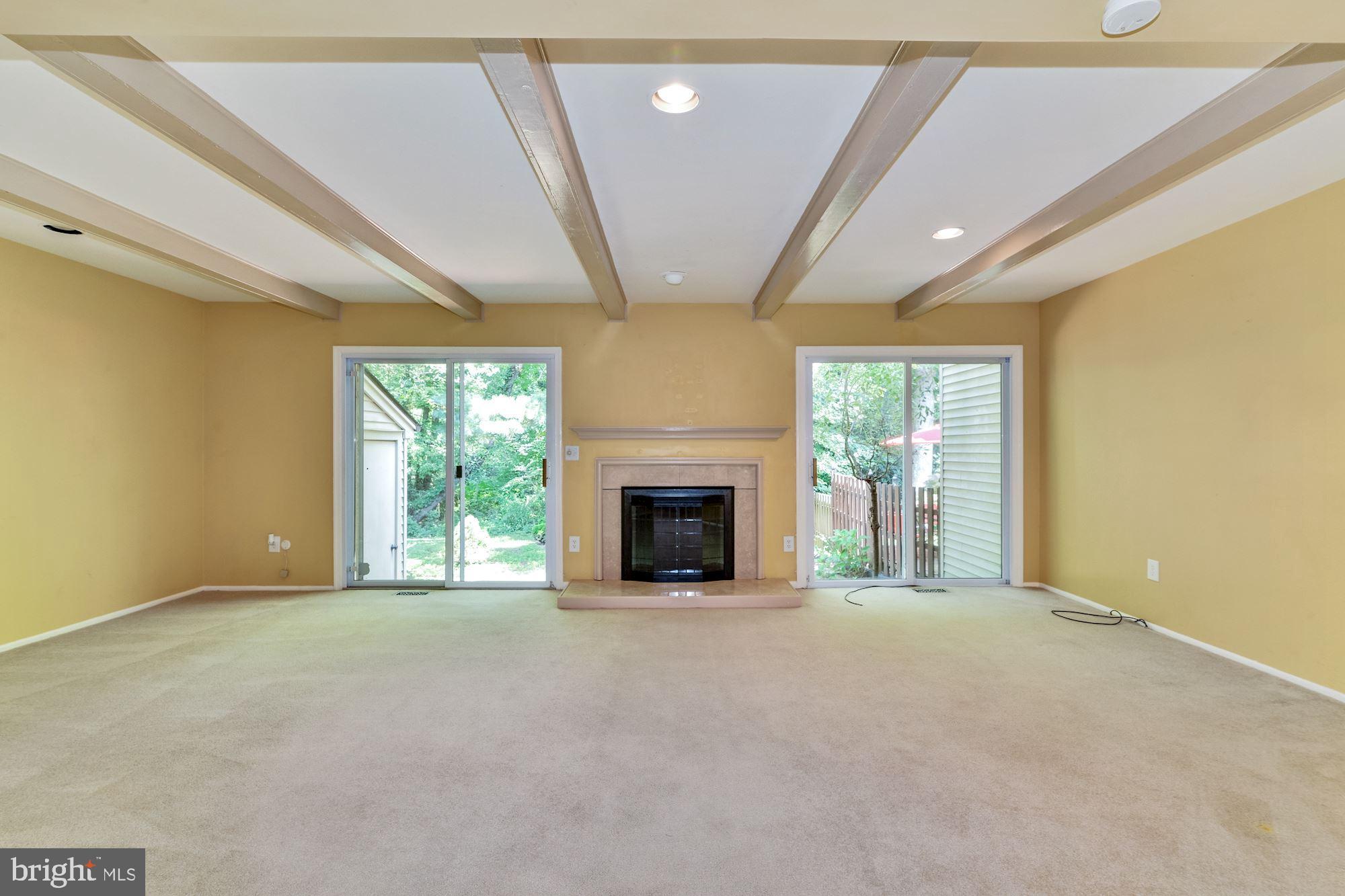 51 Farnwood Road Mount Laurel, NJ 08054 - Photo 23 of 42 Living Room/Great Room