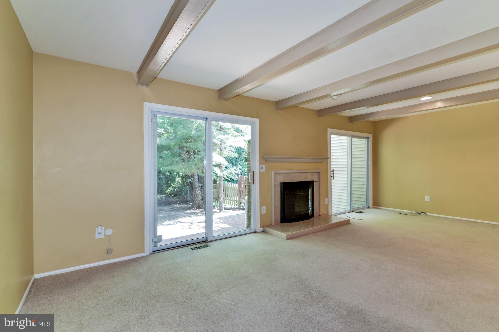 51 Farnwood Road Mount Laurel, NJ 08054 - Photo 24 of 42 Living Room/Great Room