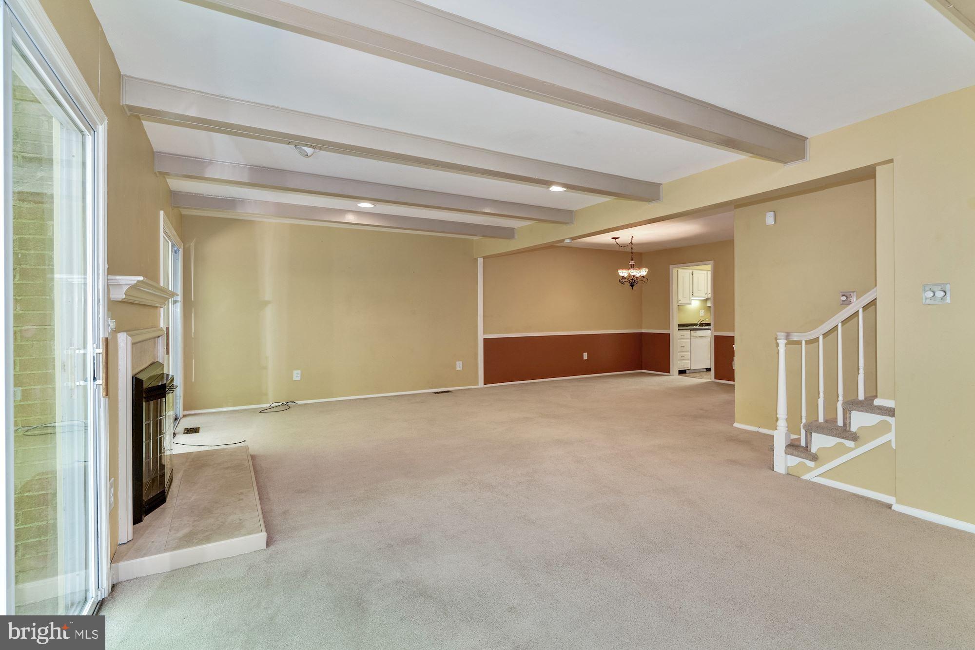 51 Farnwood Road Mount Laurel, NJ 08054 - Photo 25 of 42 Living Room/Great Room