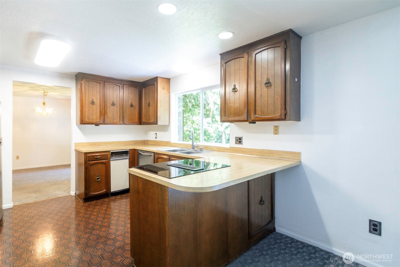 20814 28th Avenue Southeast Bothell, WA 98021 - Photo 19 of 34