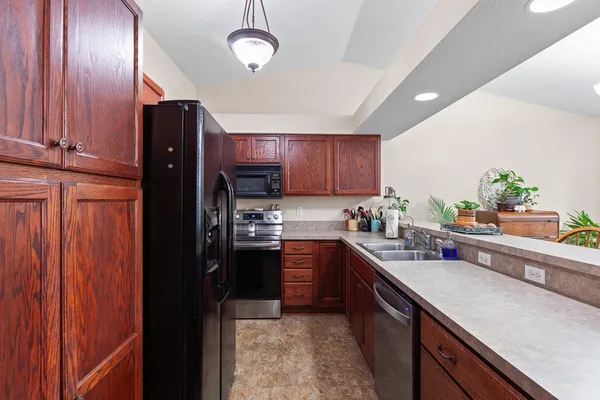 $299,000 | 3216 Aspen Trail, Adrian, MI 49221
