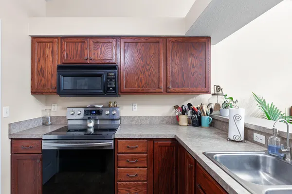 $299,000 | 3216 Aspen Trail, Adrian, MI 49221