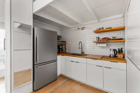 $230,000 | 1000 West 26th Street, Unit 208, Austin, TX 78705