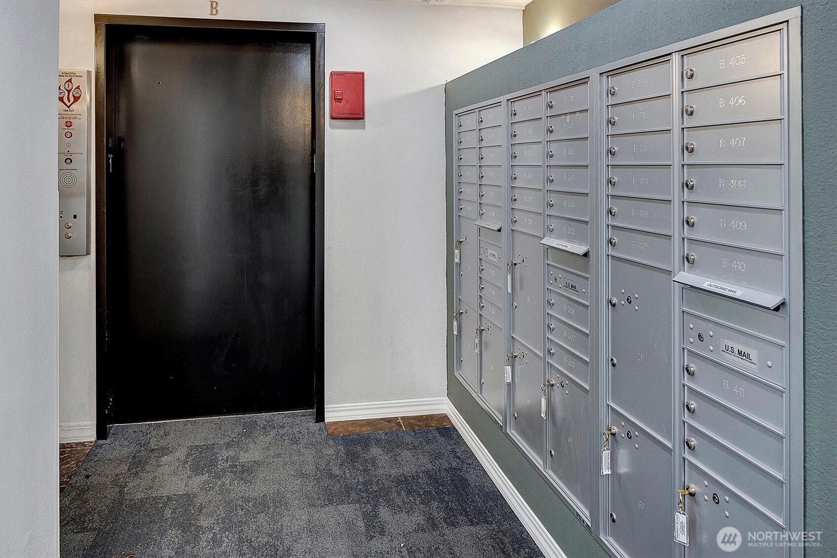 300 10th Avenue, Unit B205 Seattle, WA 98122 - Photo 17 of 27 a view of walk in closet with empty racks
