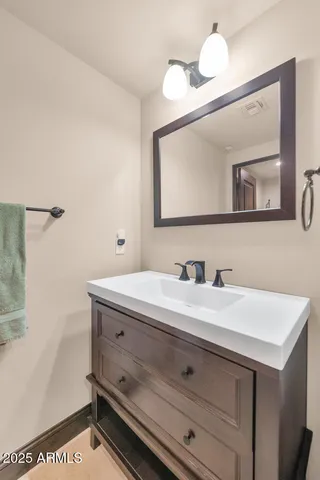 $11,495 | 5800 East Glen Drive, Paradise Valley, AZ 85253