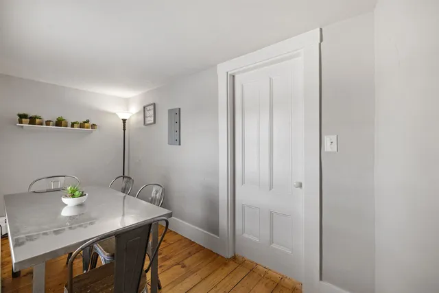 $2,999 | 23 B Portsmouth Avenue, Exeter, NH 03833