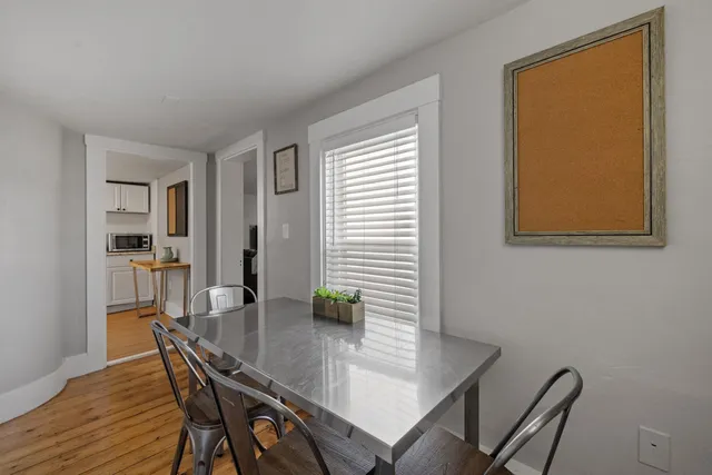 $2,999 | 23 B Portsmouth Avenue, Exeter, NH 03833