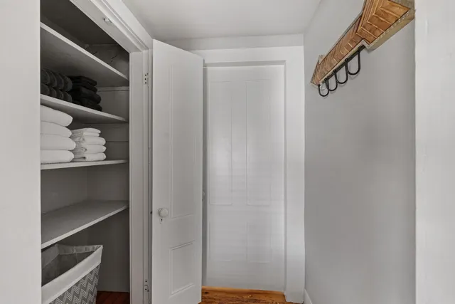 $2,999 | 23 B Portsmouth Avenue, Exeter, NH 03833