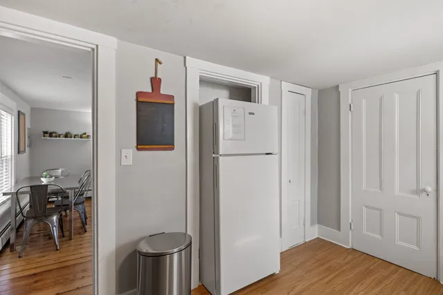 $2,999 | 23 B Portsmouth Avenue, Exeter, NH 03833