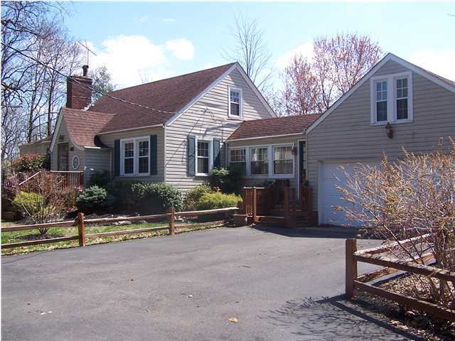 8606 Ferndale Road Louisville, KY 40291 - Photo 1 of 16 Primary Photo