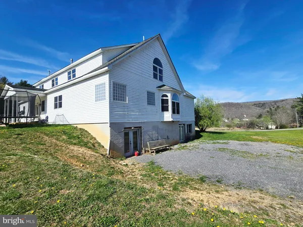 $749,000 | 539 Plum Run Road, Sugar Grove, WV 26815