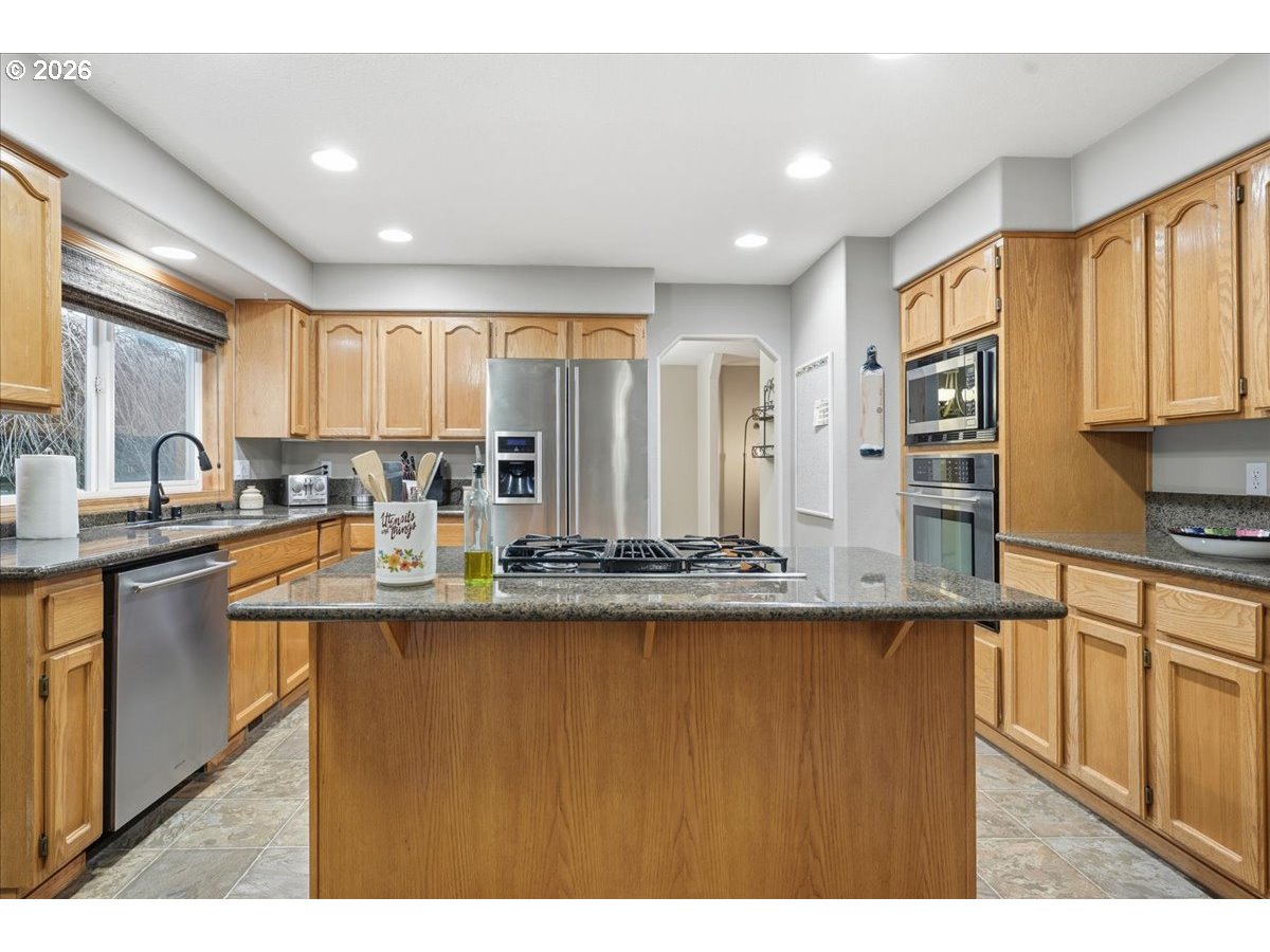4616 Northwest Valley Street Camas, WA 98607 - Photo 12 of 45 Kitchen