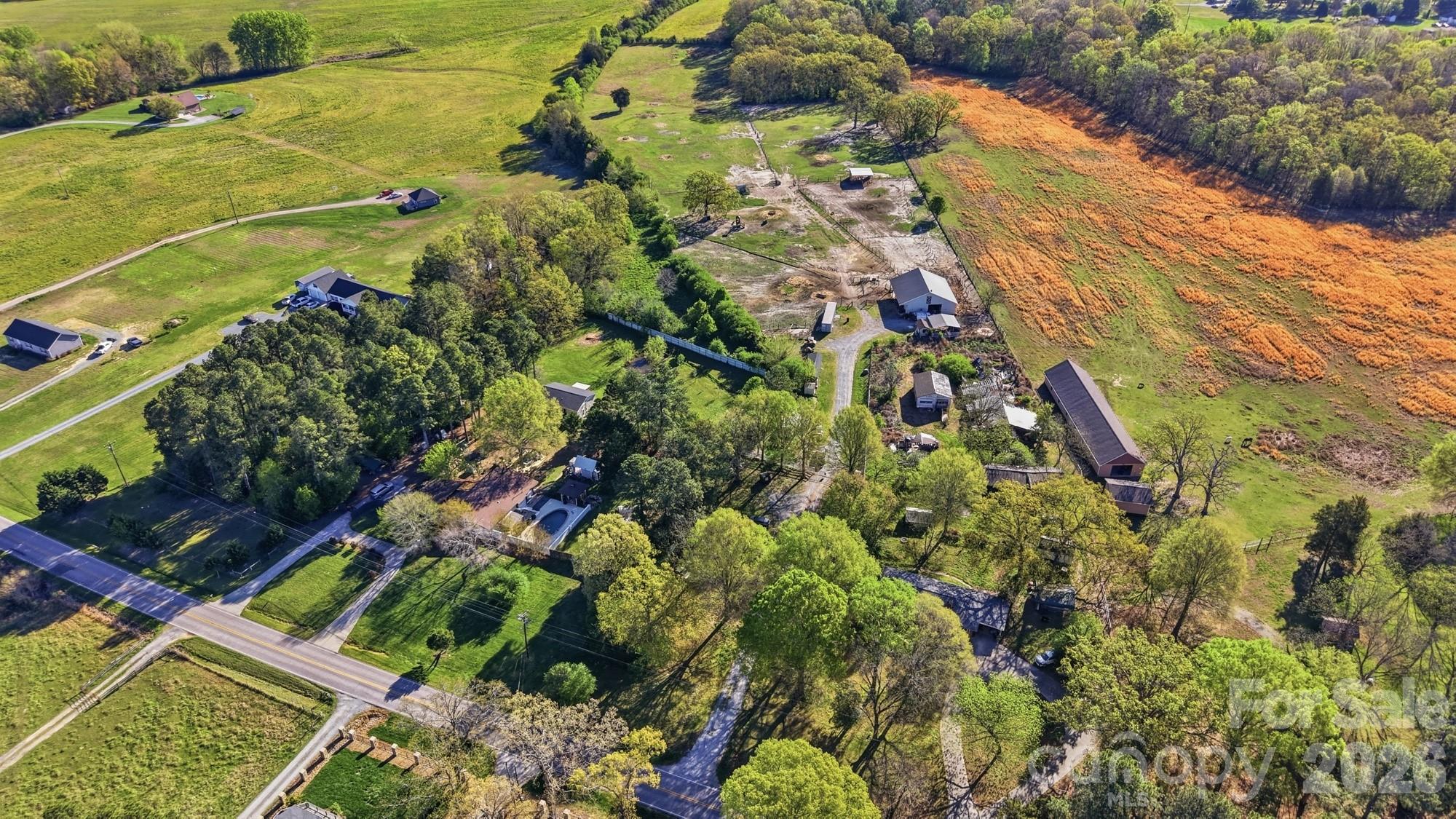 5727 South Rocky River Road Monroe, NC 28112 - Photo 4 of 33