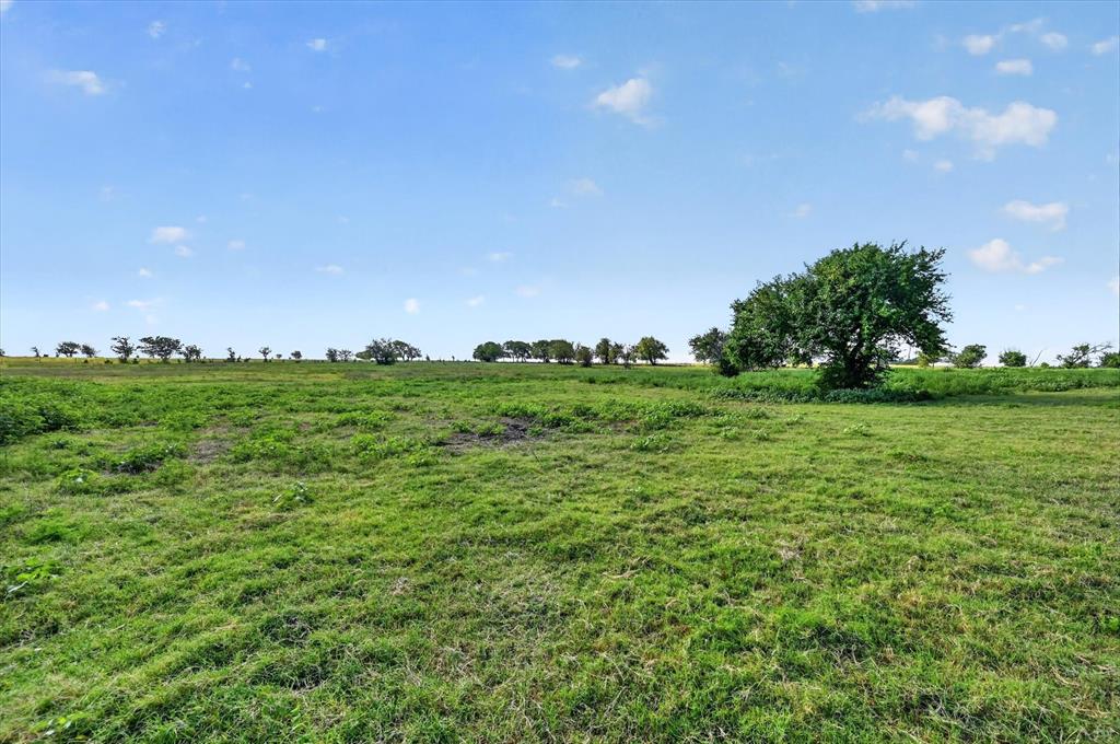 401 Dale Acres Road Milford, TX 76670 - Photo 7 of 15 Gallery Image 7